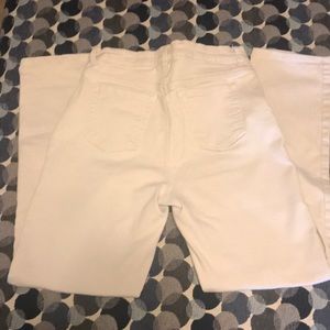 3/$10 Gloria Vanderbilt khaki jeans 10 Excellent